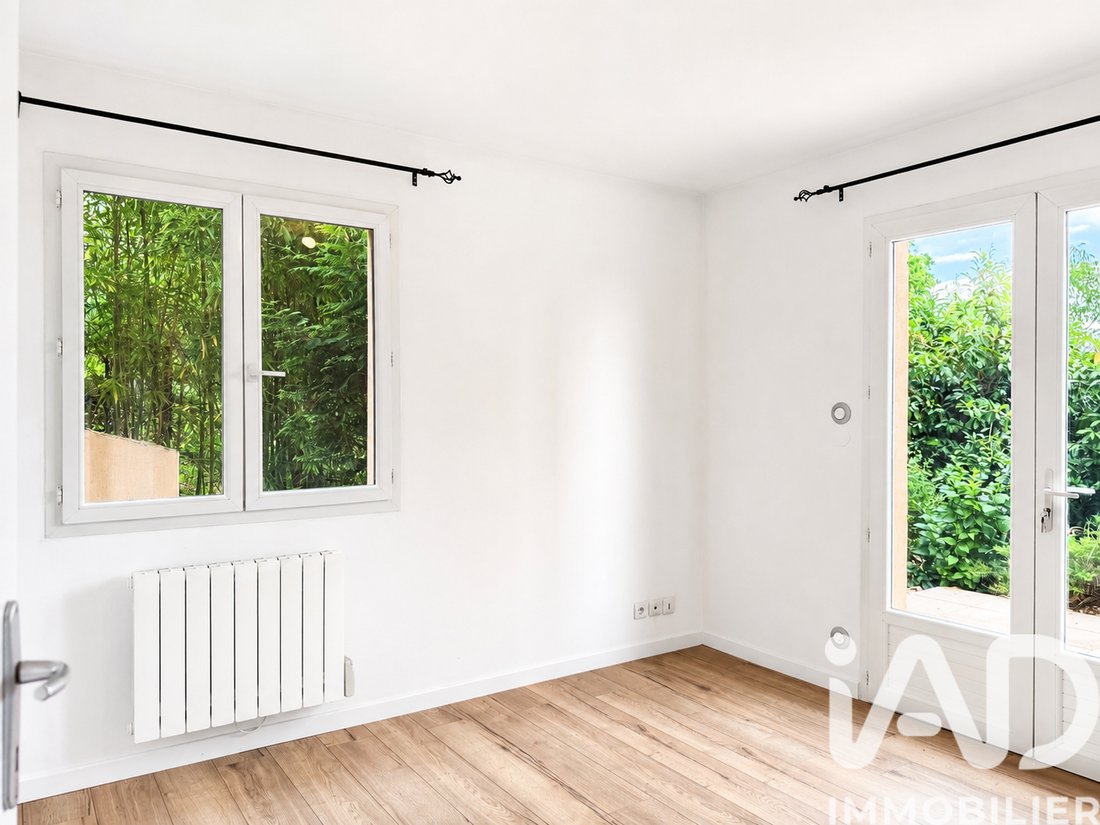 Apartment in Basses-Barolles, Saint-Genis-Laval, France 4 - 18097214