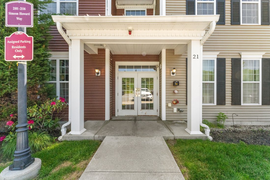 Condo in Westborough, Massachusetts, United States 1 - 18090748