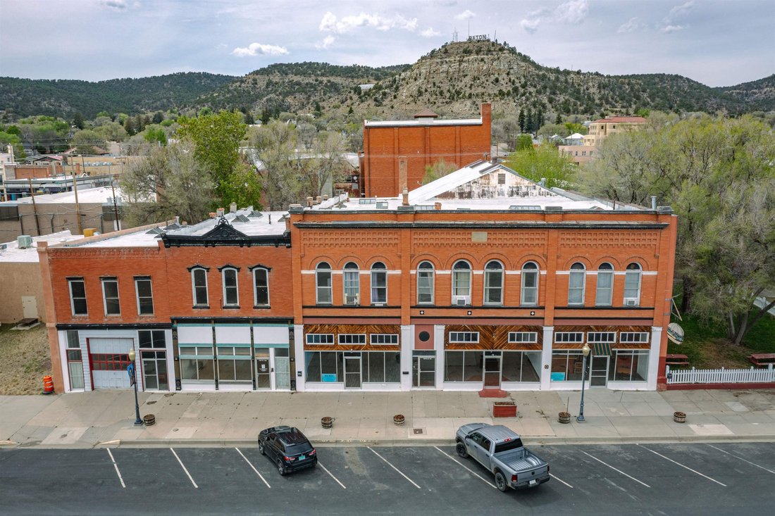 Raton, New Mexico, United States 3 - 18103272