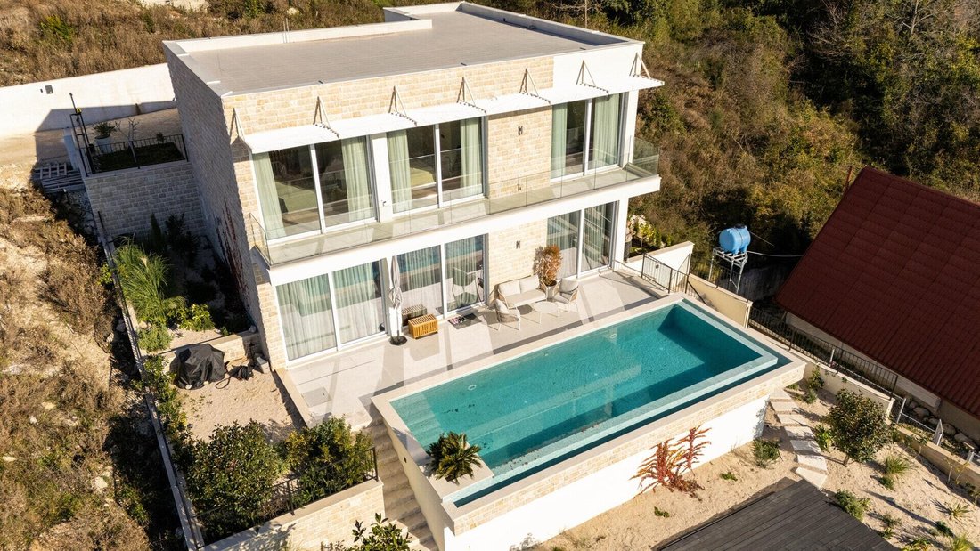 Villa in Podi, Herceg Novi Municipality, Montenegro 3 - 16503876