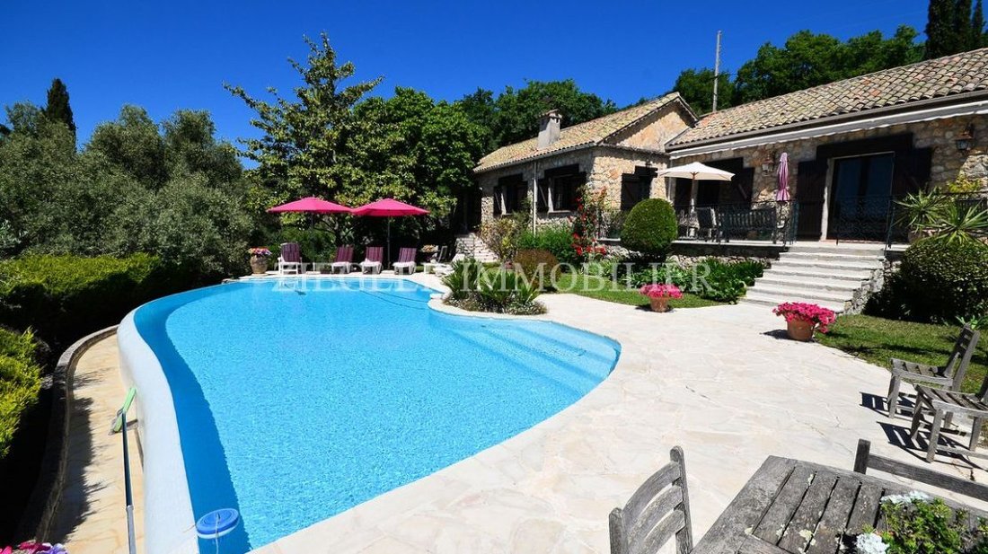 Villa in Saint-Cézaire-sur-Siagne, Provence-Alpes-Côte d'Azur, France 1 - 18023056