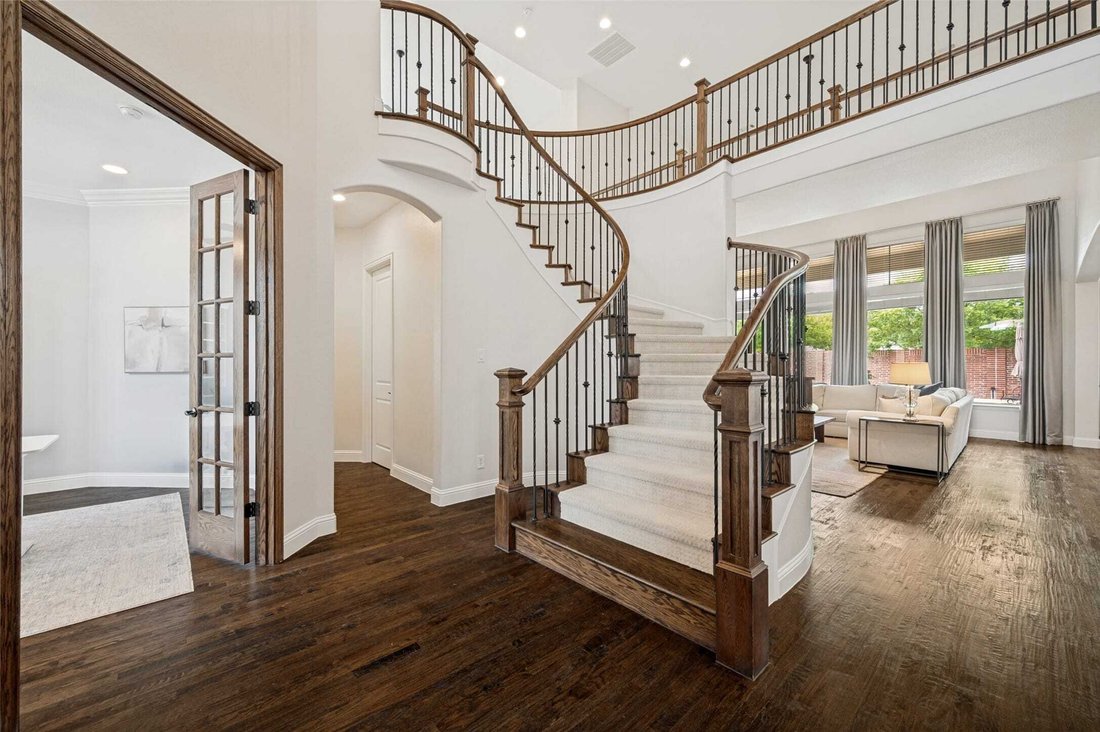 House in Frisco, Texas, United States 2 - 18097542