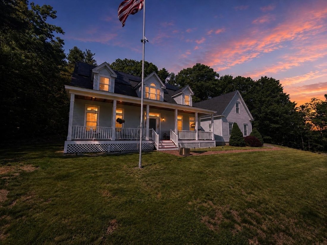 House in Goffstown, New Hampshire, United States 1 - 18095800