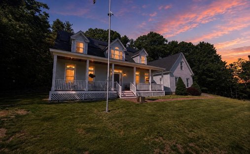 House in Goffstown, New Hampshire, United States 1