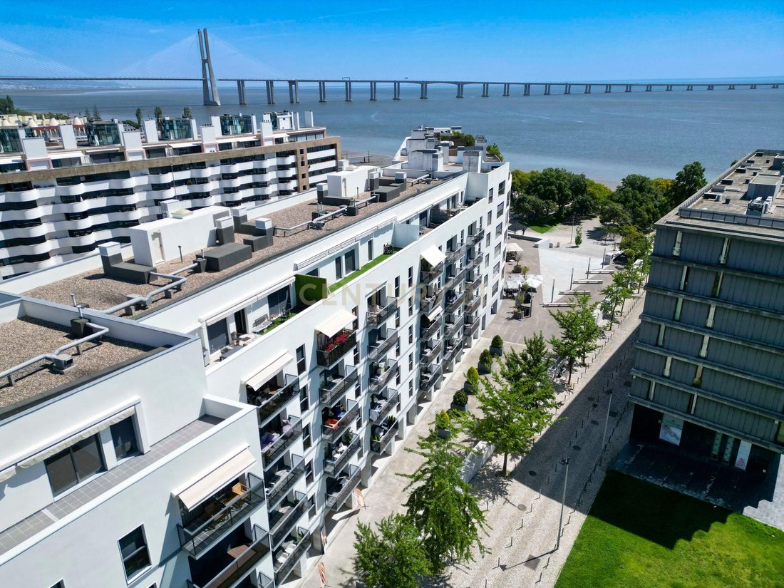 Apartment in Parque das Nacoes, Lisbon, Portugal 1 - 18098956