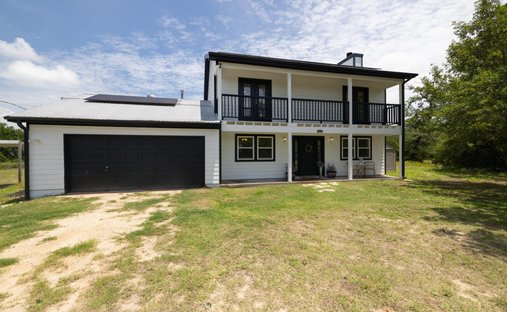 House in Lexington, Texas, United States 1