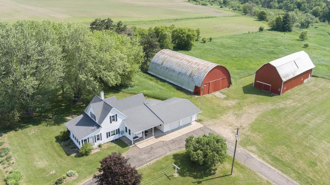 House in Cleveland, Wisconsin, United States 1 - 18094804