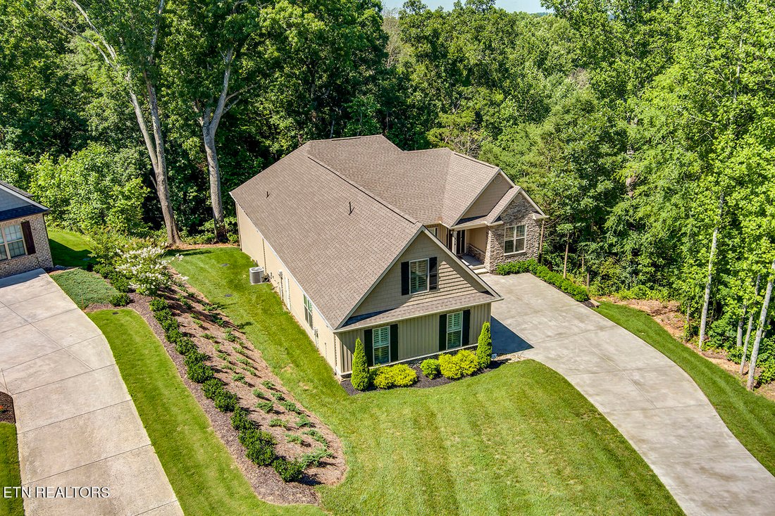 House in Tellico Village, Tennessee, United States 3 - 18107109
