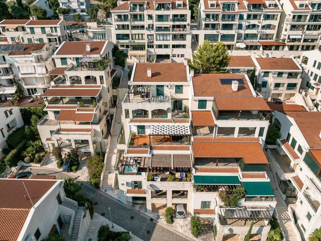 Apartment in Herceg Novi, Herceg Novi Municipality, Montenegro 3 - 16503742