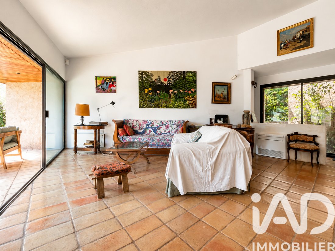House in Hyeres, Provence-Alpes-Côte d'Azur, France 4 - 17997109