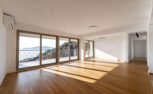 Apartment in Pržno, Budva Municipality, Montenegro 1