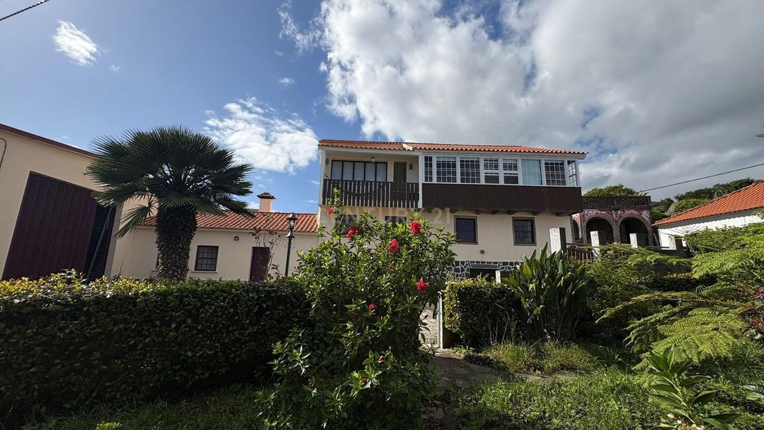Villa in Lajes das Flores, Azores, Portugal 1 - 16283464
