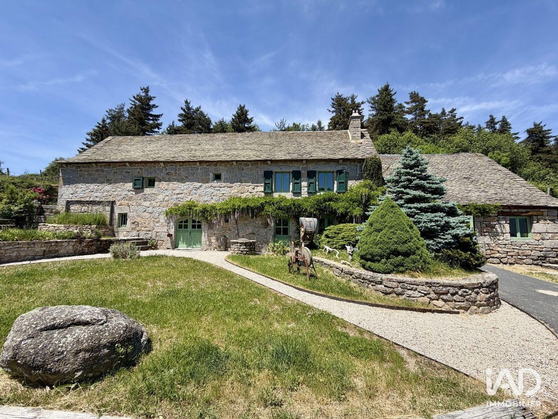 House in Peyre en Aubrac, Occitania, France 5 - 18105908