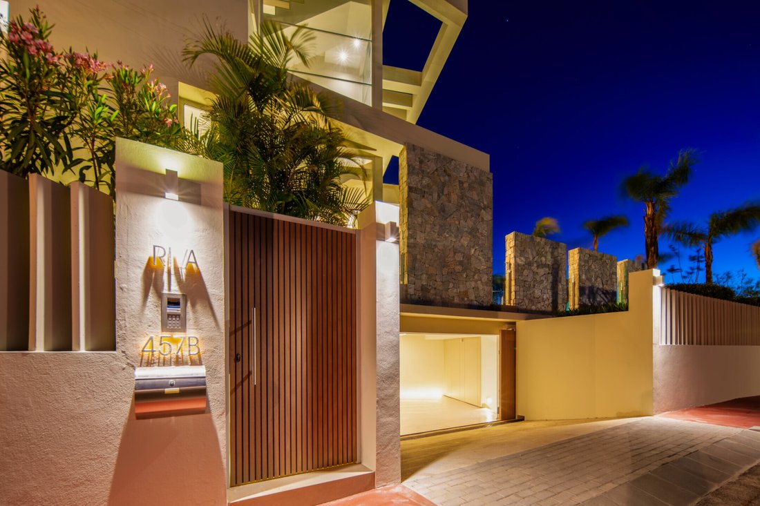 Villa in Puerto Banus, Marbella, Spain 5 - 18107134