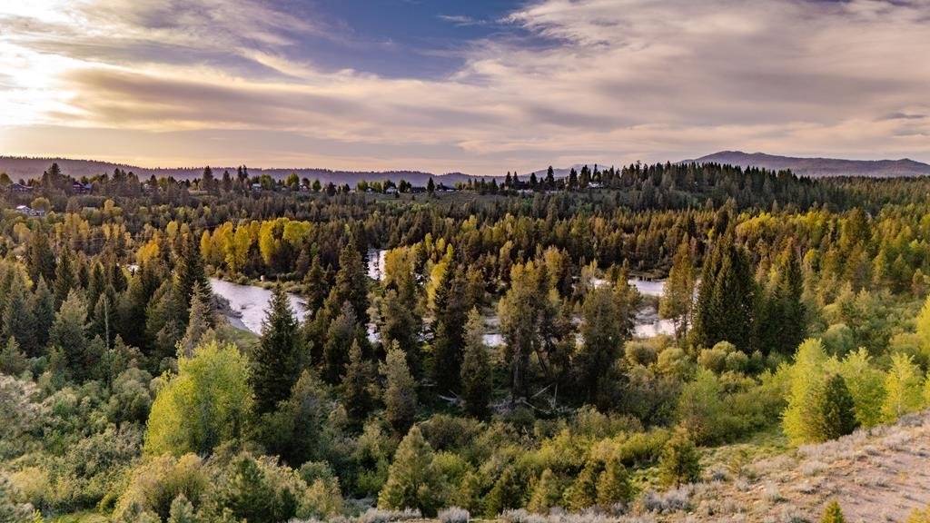 Land in McCall, Idaho, United States 2 - 17438826