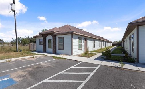 Apartment in Elsa, Texas, United States 1