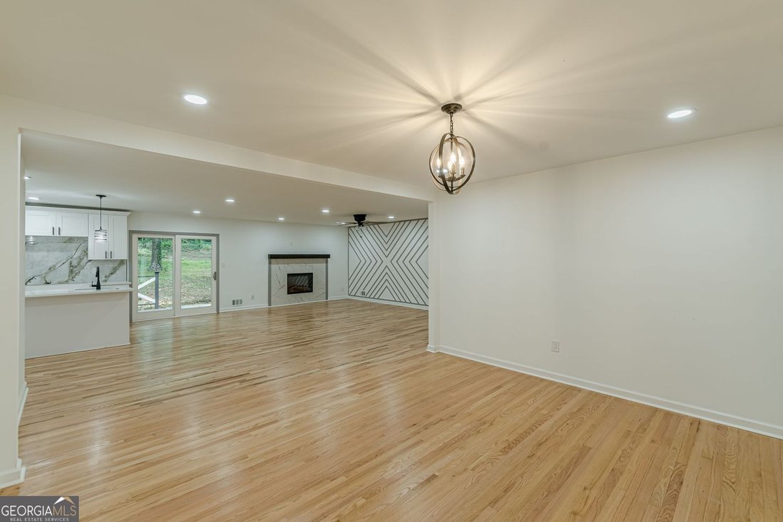 House in Decatur, Georgia, United States 4 - 18098493