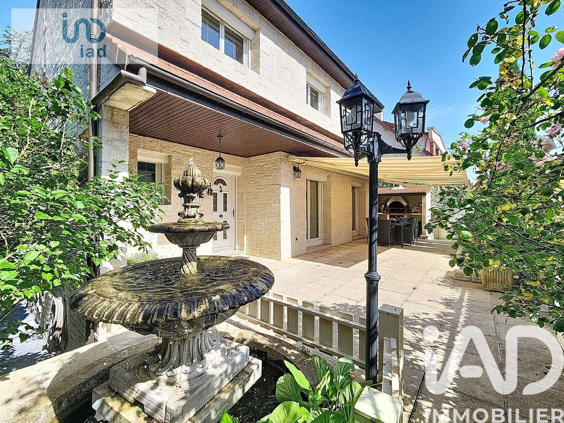 House in Cachan, Ile-de-France, France 1 - 18097097