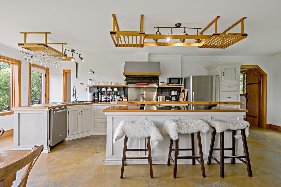 House in Saint-Faustin-Lac-Carré, Quebec, Canada 5 - 18101656