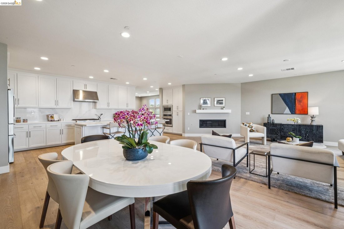 Condo in Richmond, California, United States 3 - 18095166