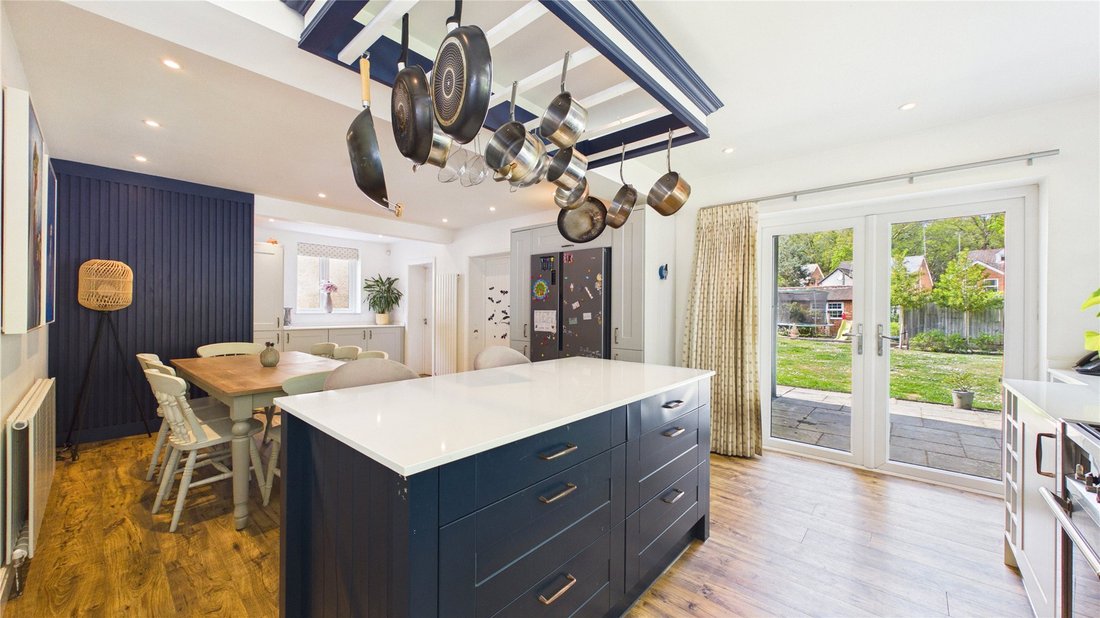 House in Horsell, Woking, England 5 - 18108282
