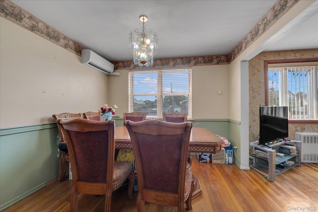 House in New York, New York, United States 3 - 18095084