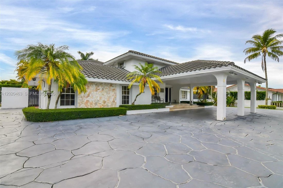 House in Miami, Florida, United States 1 - 17942851