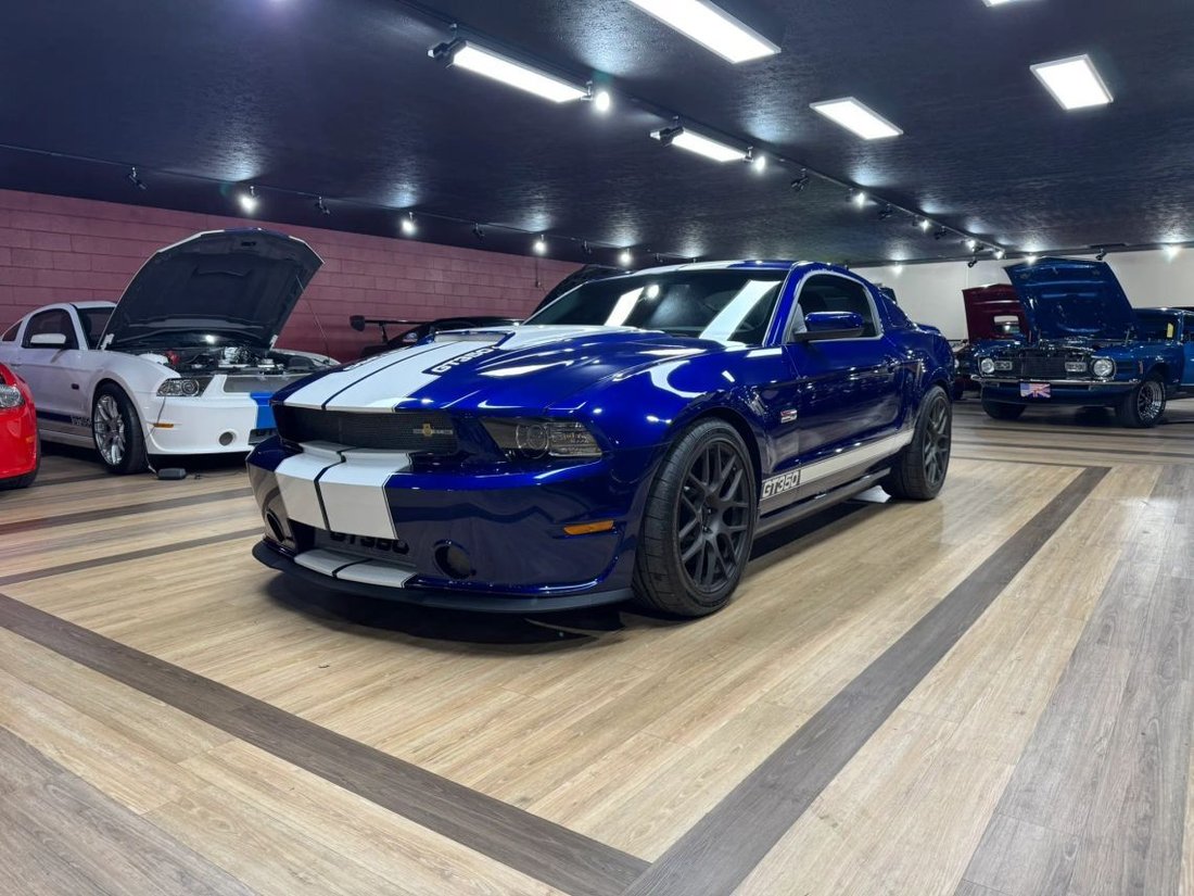 Coupe in Greenfield, IN, United States 2 - 18096891