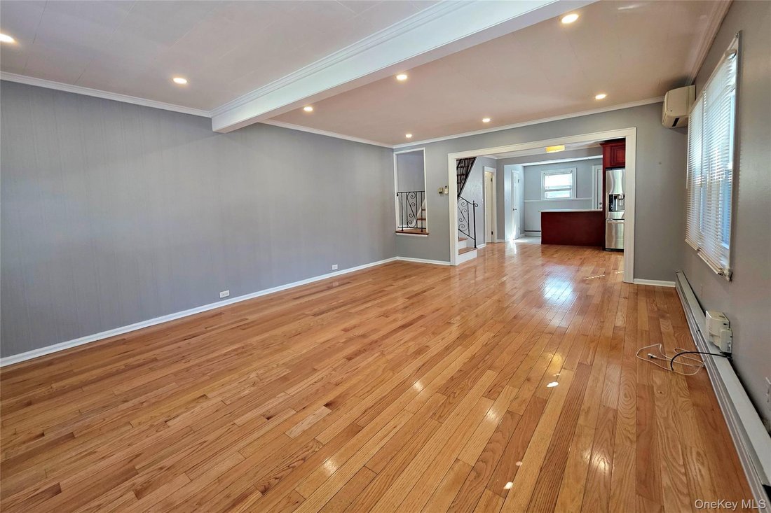 House in New York, New York, United States 5 - 18108229