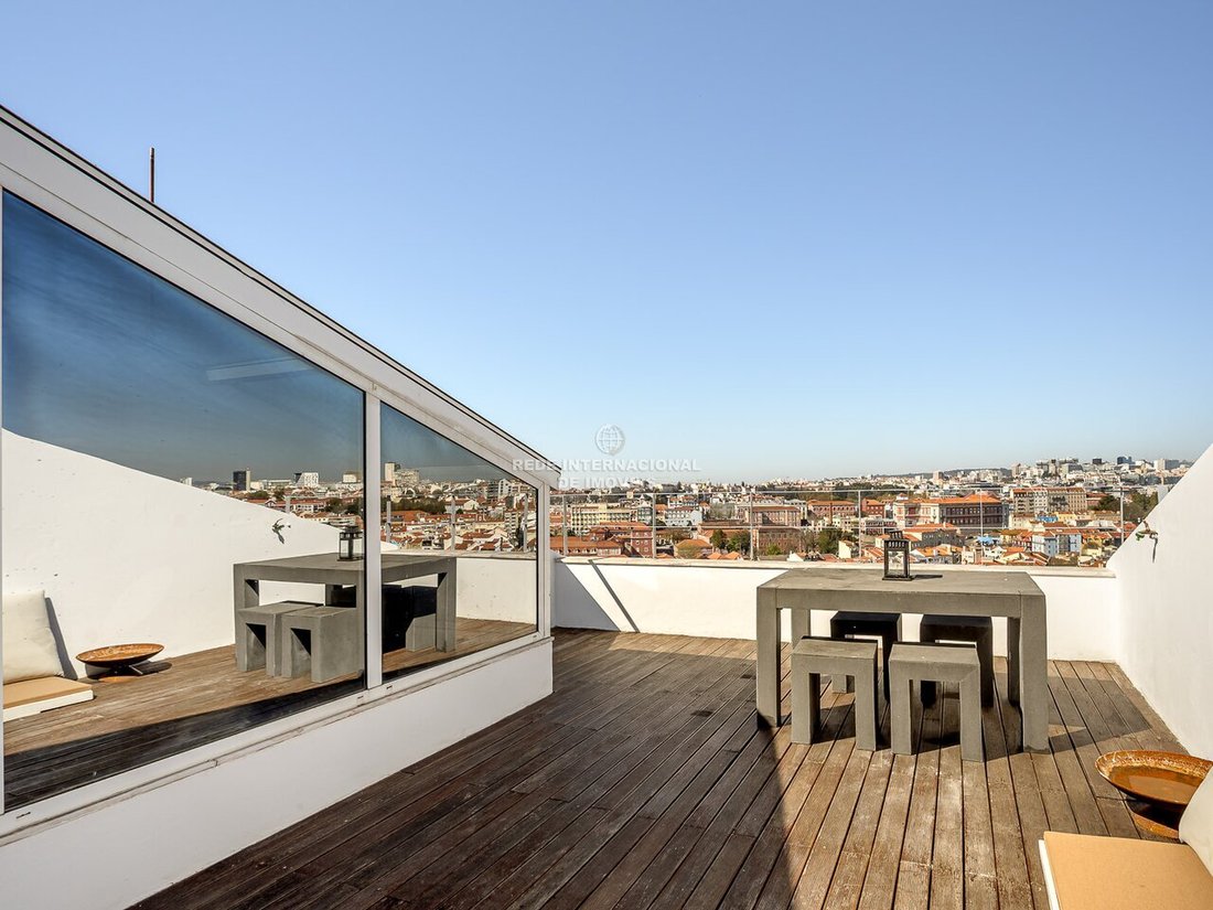 Apartment in Arroios, Lisbon, Portugal 1 - 17500887