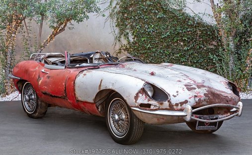 Jaguar XKE Series I in Los angeles, ca 1