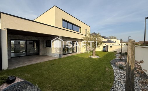 House in Biéville-Beuville, Normandy, France 1