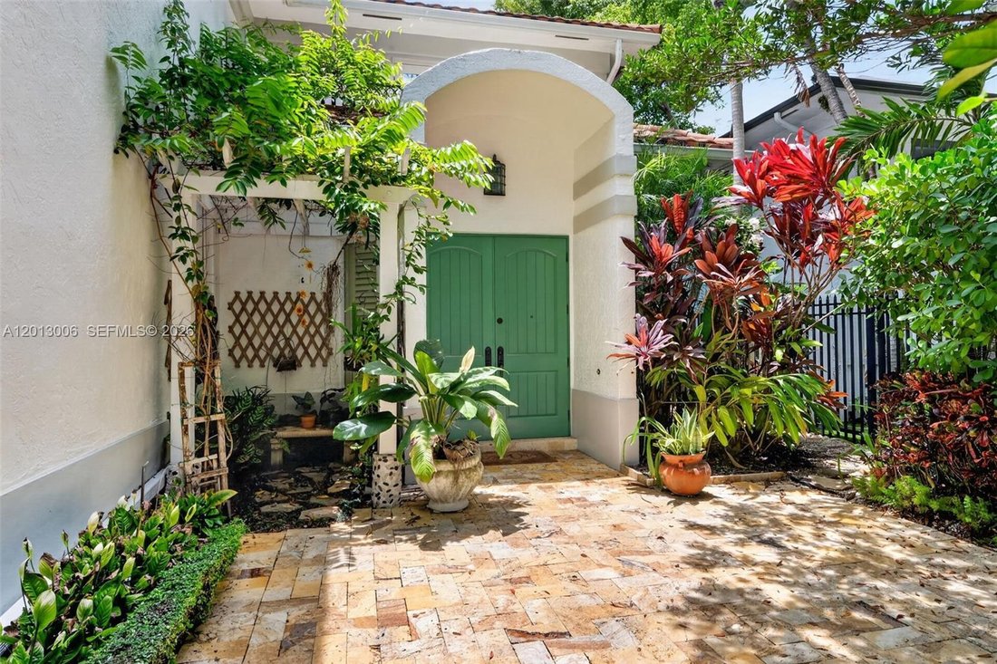 House in Miami, Florida, United States 2 - 18056439