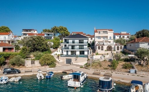 Villa in Rogoznica, Gespanschaft Šibenik-Knin, Kroatien 1