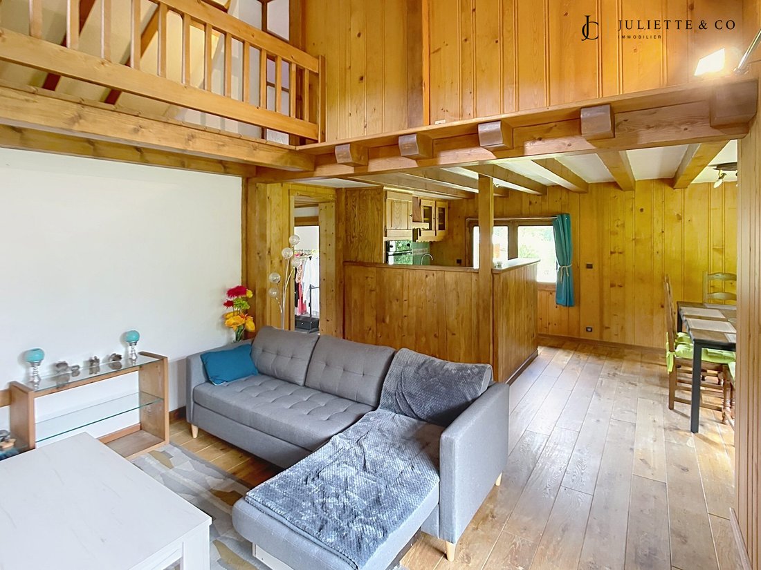 Chalet in Les Houches, Auvergne-Rhône-Alpes, France 3 - 18097673