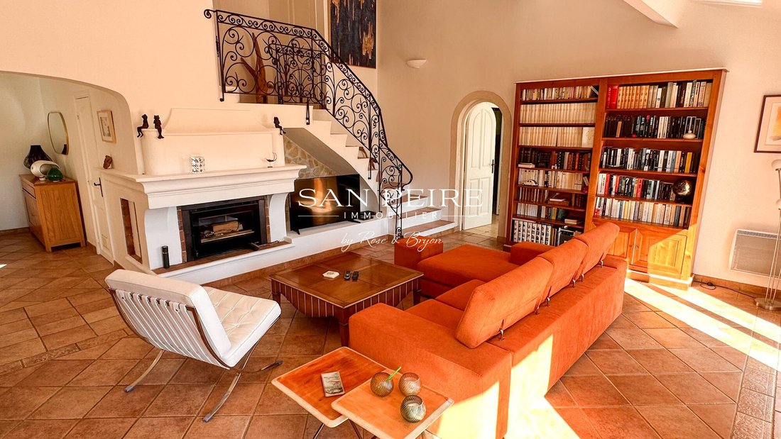 Villa in Les Issambres, Roquebrune-sur-Argens, France 3 - 17468609