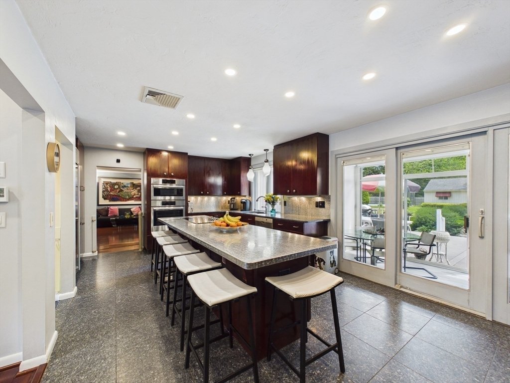 House in Easton, Massachusetts, United States 5 - 18095816
