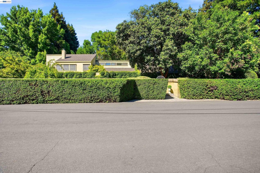 House in Stockton, California, United States 3 - 18095165