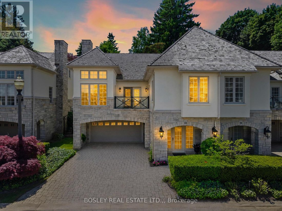 Townhouse in Niagara-on-the-Lake, Ontario, Canada 2 - 18097425