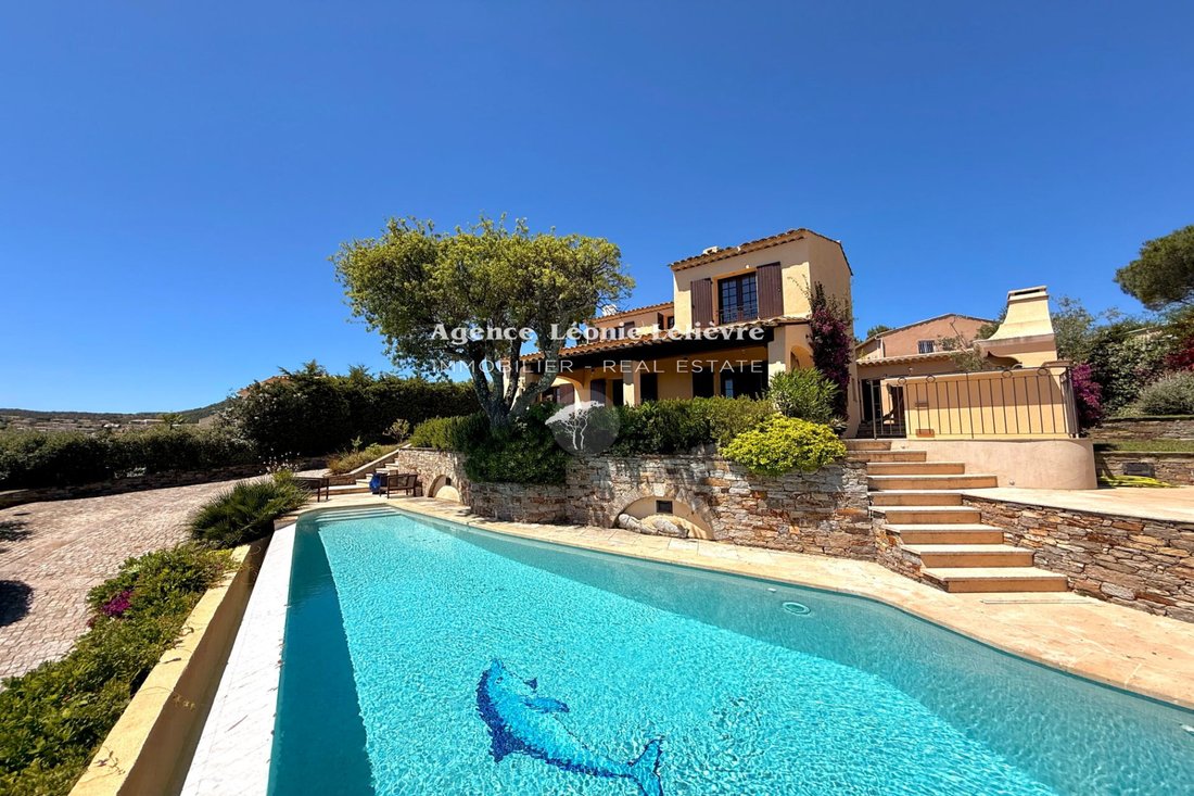 Villa in Les Issambres, Roquebrune-sur-Argens, France 4 - 18098954