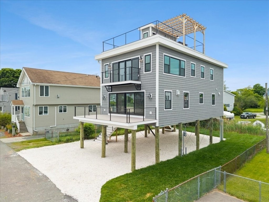 House in Quincy, Massachusetts, United States 2 - 18097899