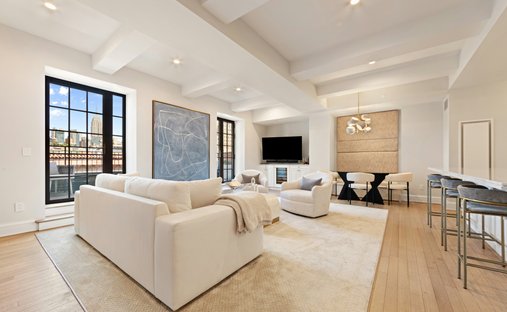 House in New York, New York, United States 1