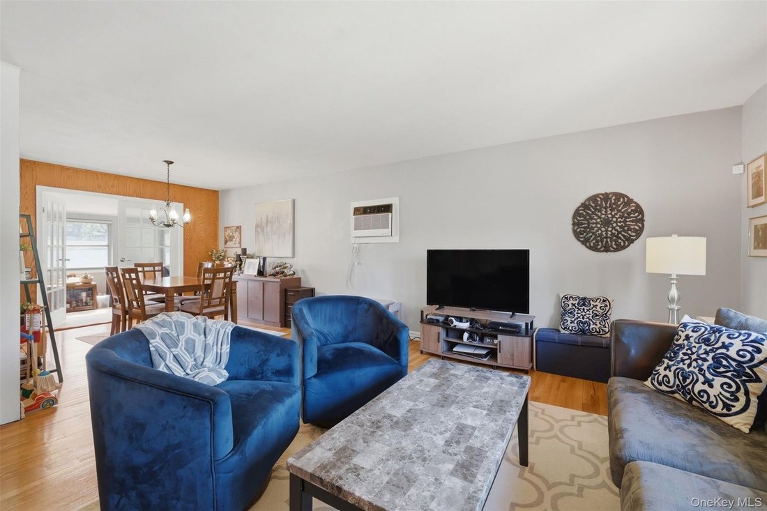 House in Wappingers Falls, New York, United States 5 - 18010022