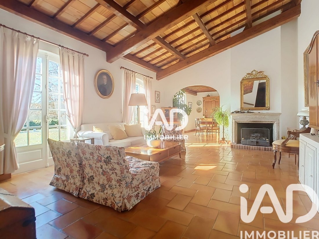 House in Trets, Provence-Alpes-Côte d'Azur, France 2 - 18096895