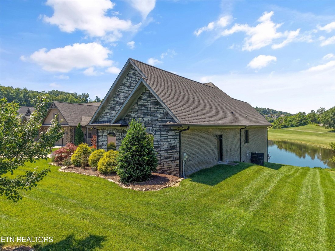 House in Lenoir City, Tennessee, United States 3 - 18079538