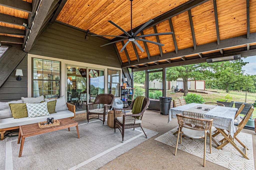 House in Granbury, Texas, United States 4 - 18096262