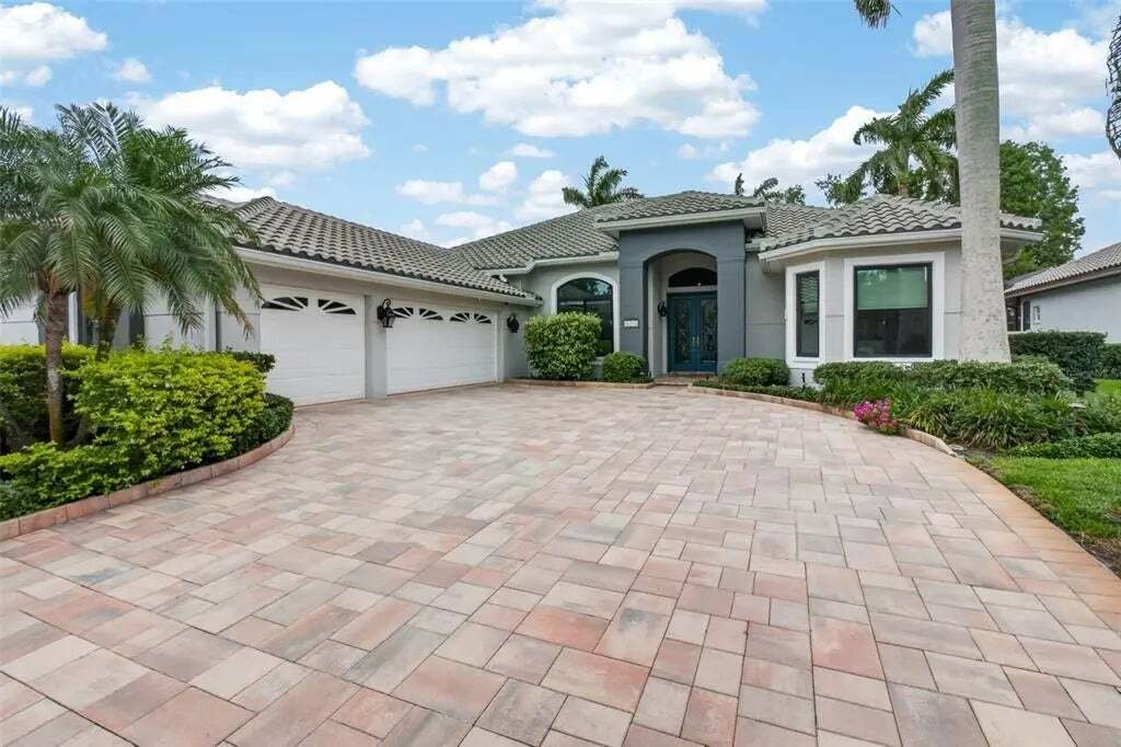 House in St. Petersburg, Florida, United States 5 - 18104180