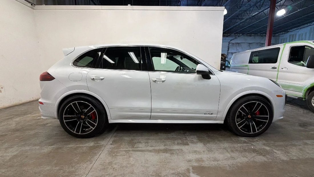 Suv in Chantilly, VA, United States 3 - 18099747
