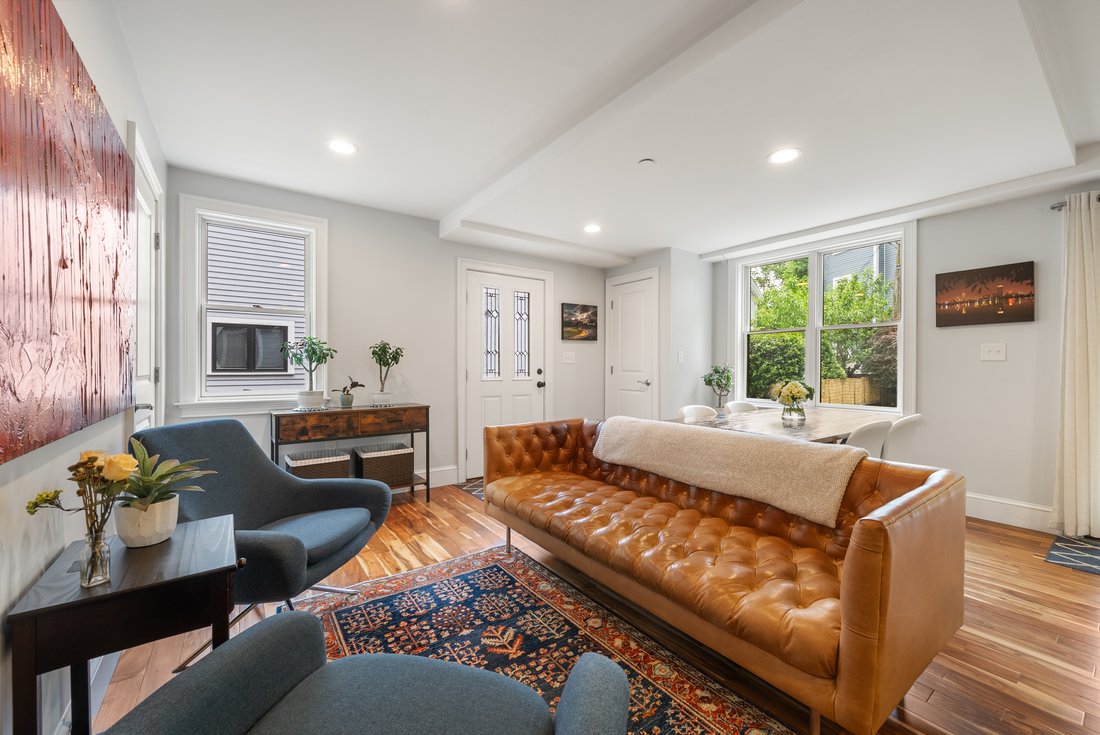 Condo in Cambridge, Massachusetts, United States 1 - 18090690