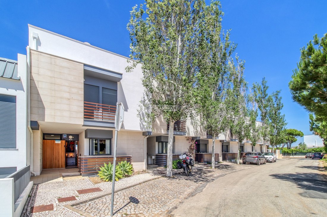 Townhouse in Vilamoura, Quarteira, Algarve 1 - 16353987